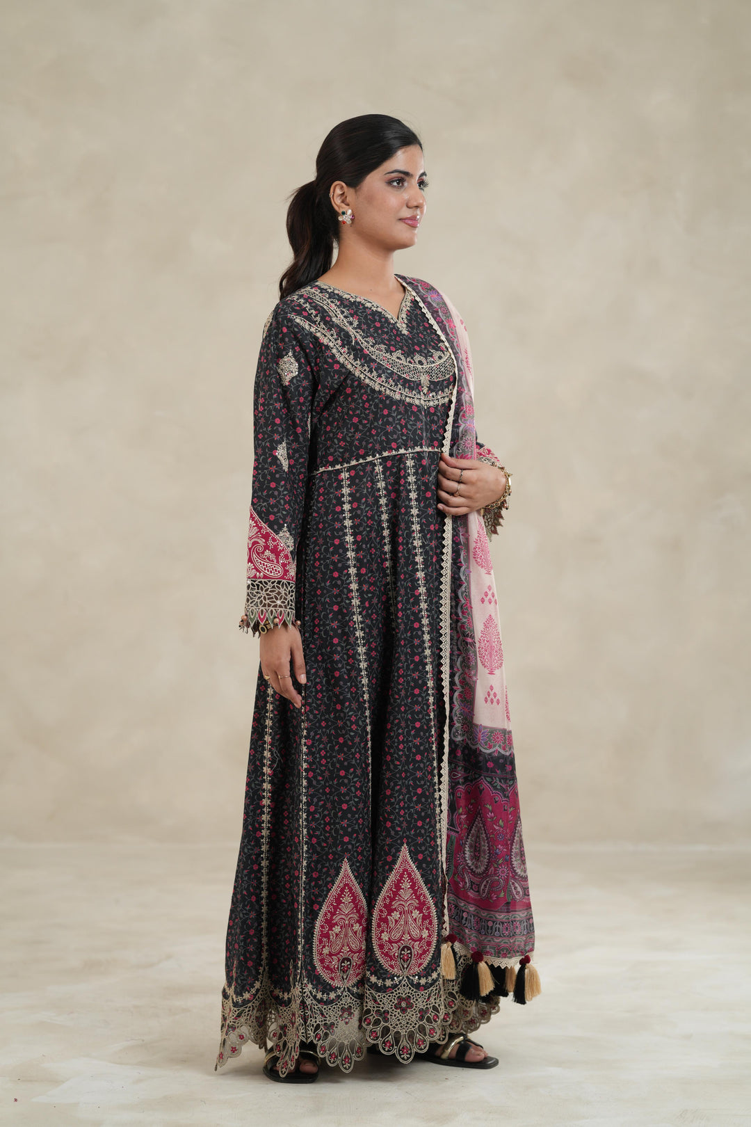 Design 9 - Jazmin Shahkar Luxury Stitched