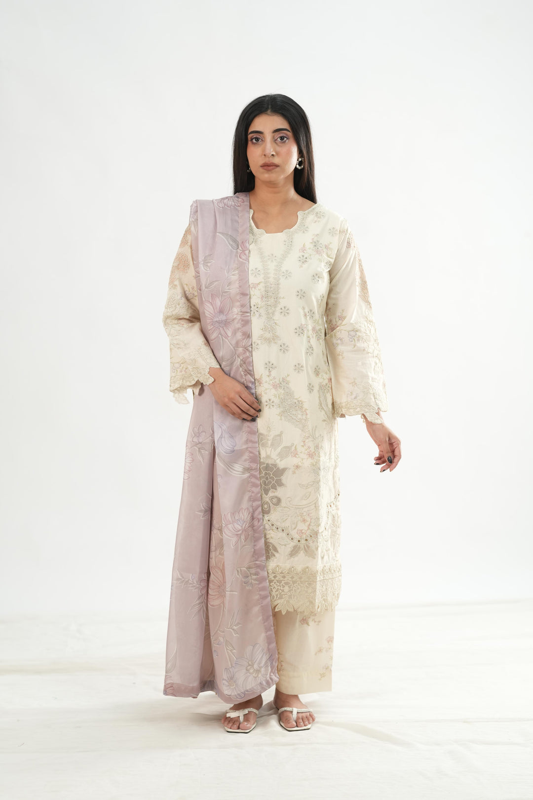 Design 6 - Iznik Spring Summer Stitched