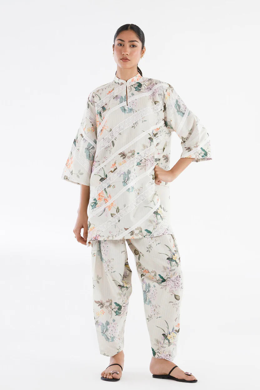 Brochia Light Green Stitched Suit - Sana Safinaz
