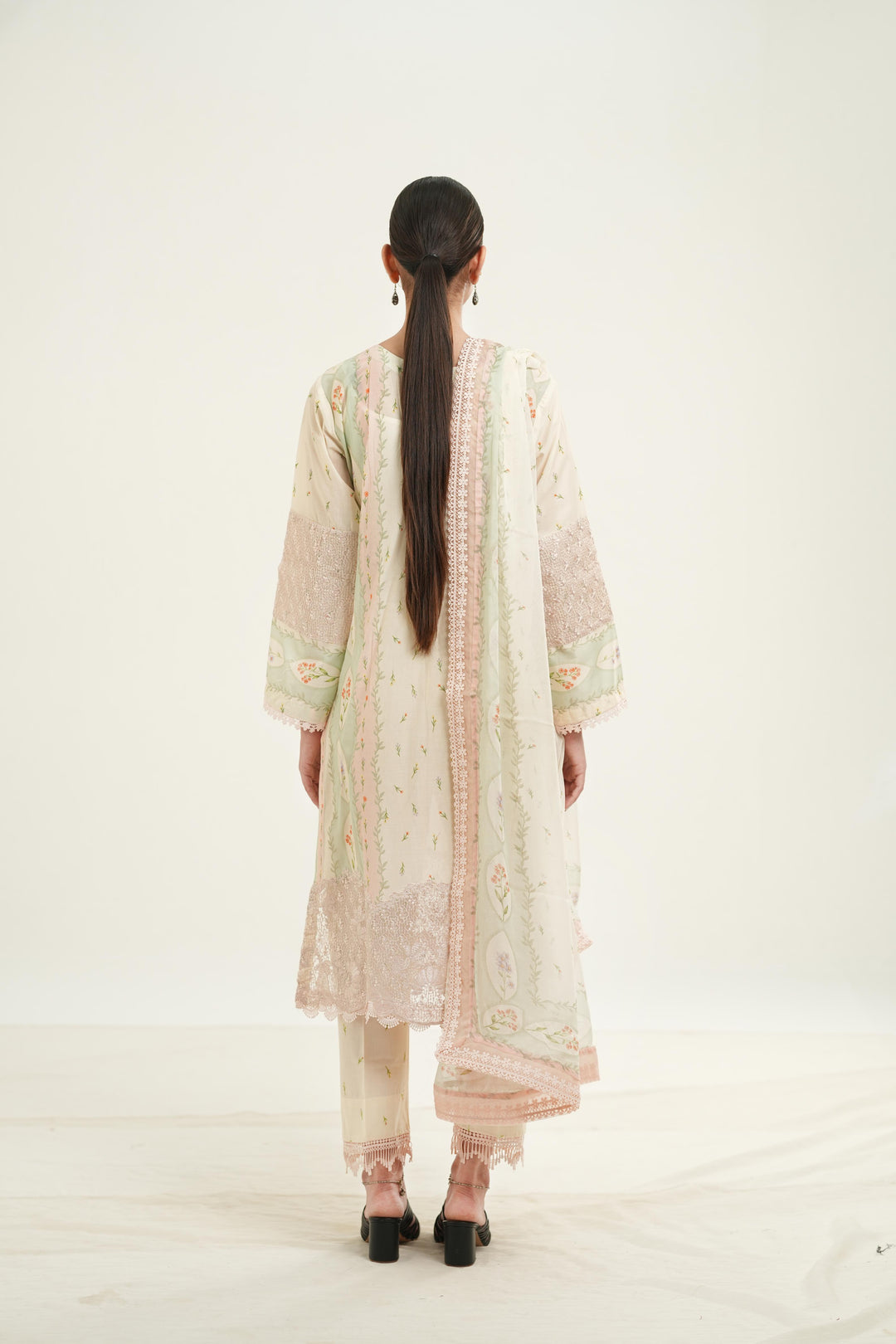 Sunnival Ivory - Afrozeh Haze Summer Edit '26 Stitched