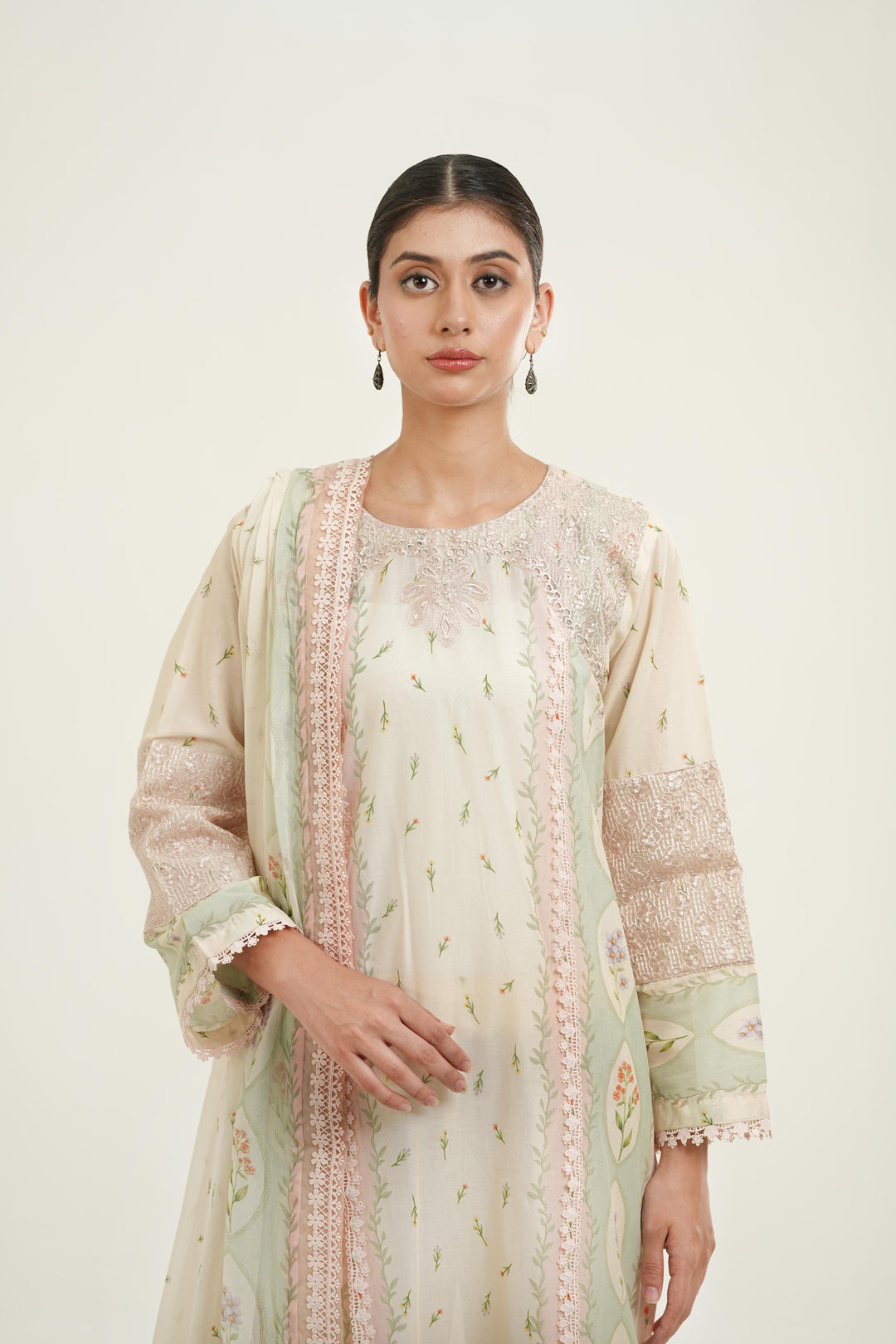 Sunnival Ivory - Afrozeh Haze Summer Edit '26 Stitched