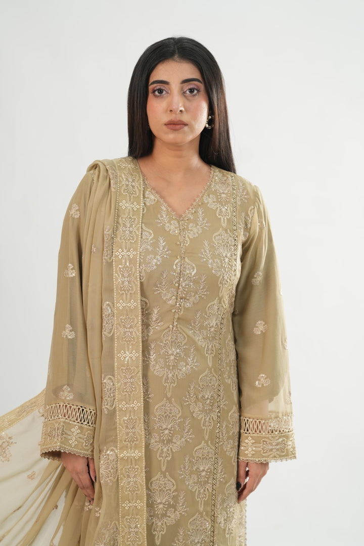 Tasnim - Alizeh Formals 26' Stitched
