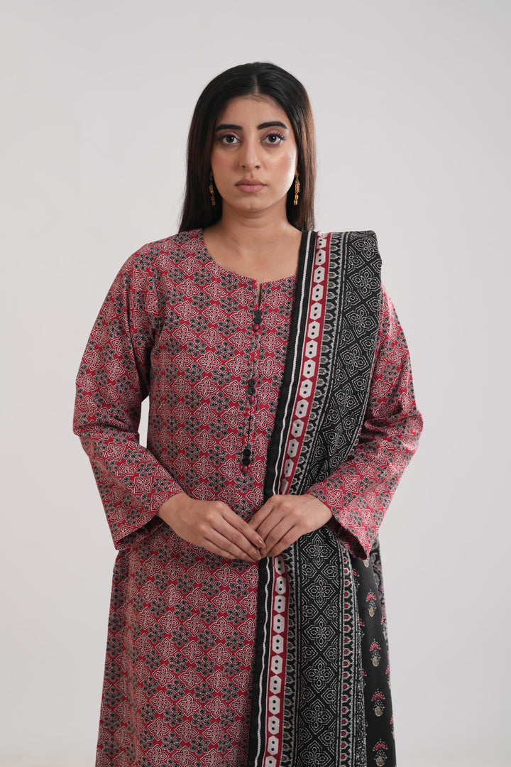 Khaddar Red Stitched Suit - Limelight