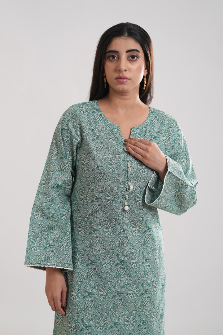 Khaddar Green Kurti - Limelight