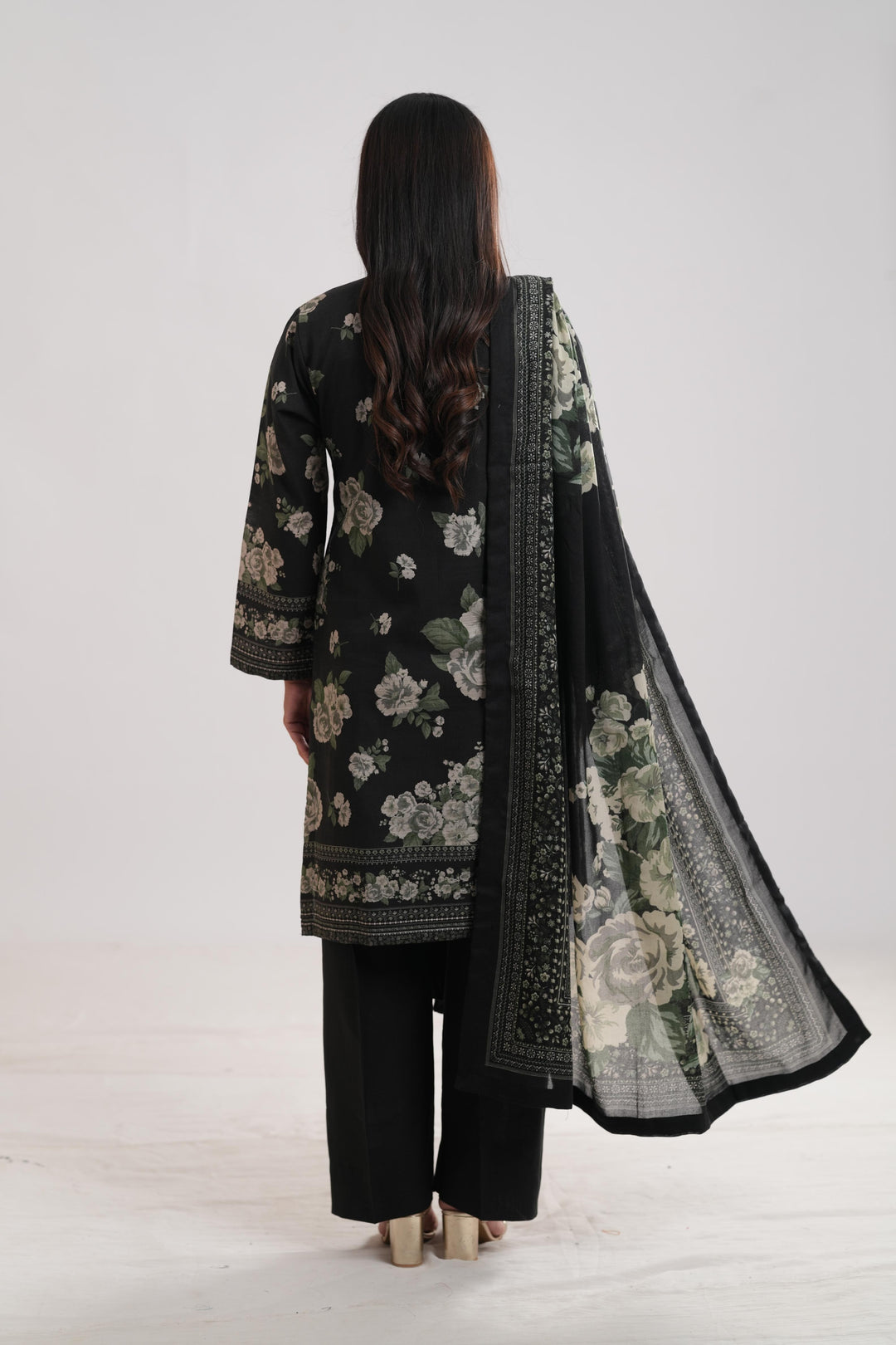 Khaddar Black Stitched Suit - Limelight