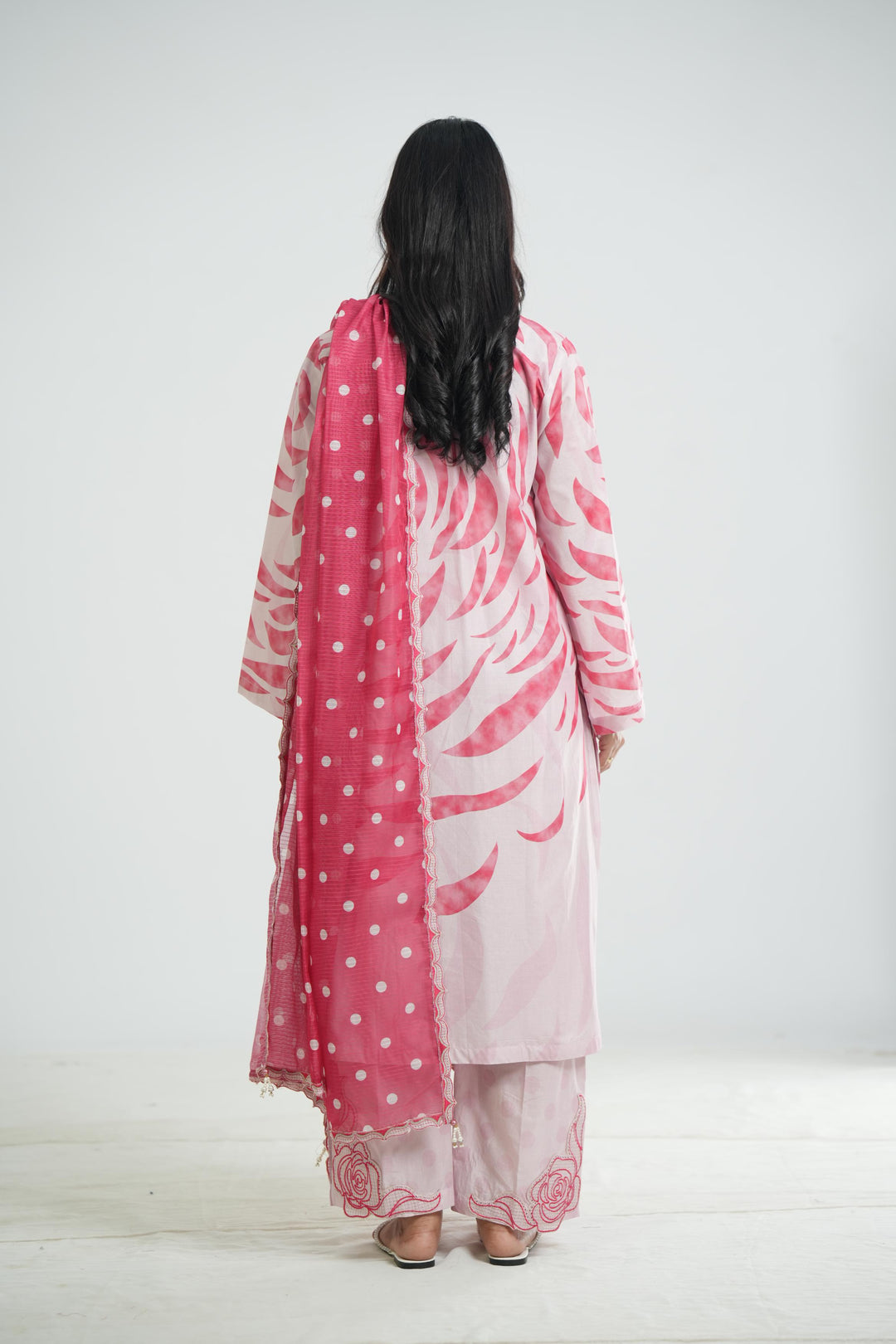 Lawn Peach Stitched Suit - Jazmin