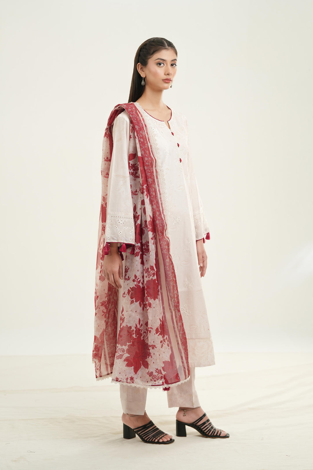 Embroidered Lawn Ivory Stitched Suit - Jazmin
