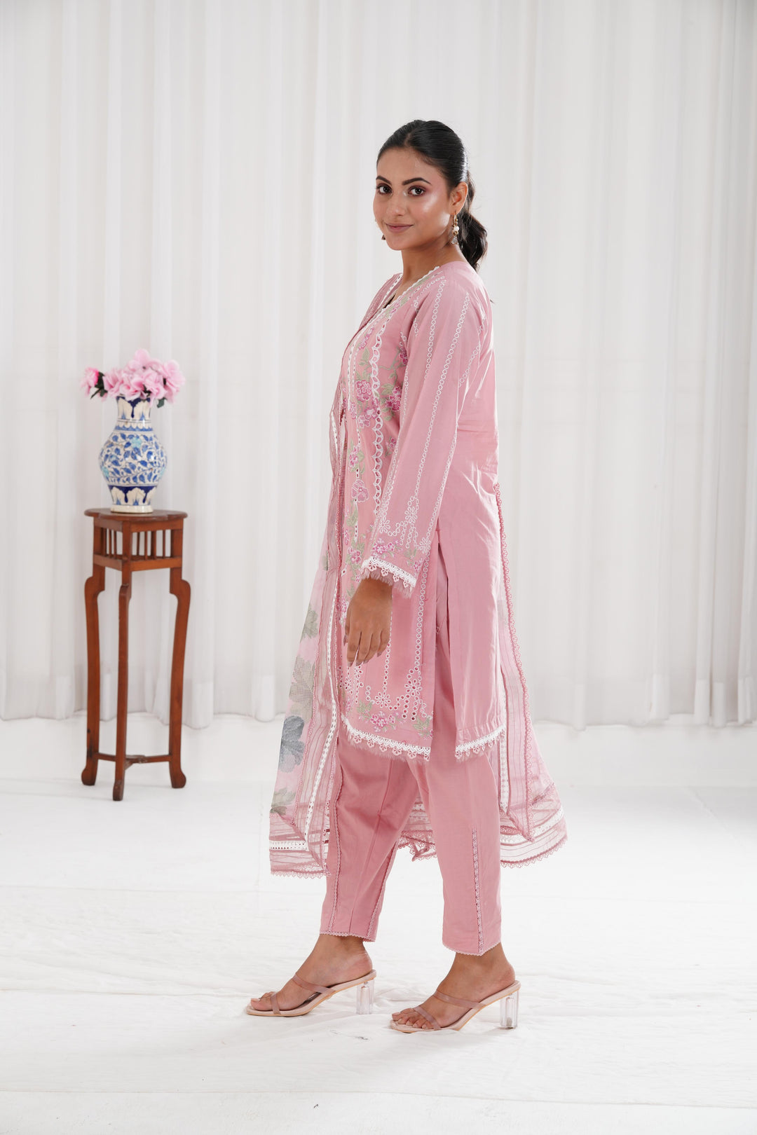Design 2A - Sobia Nazir Vital Lawn Stitched