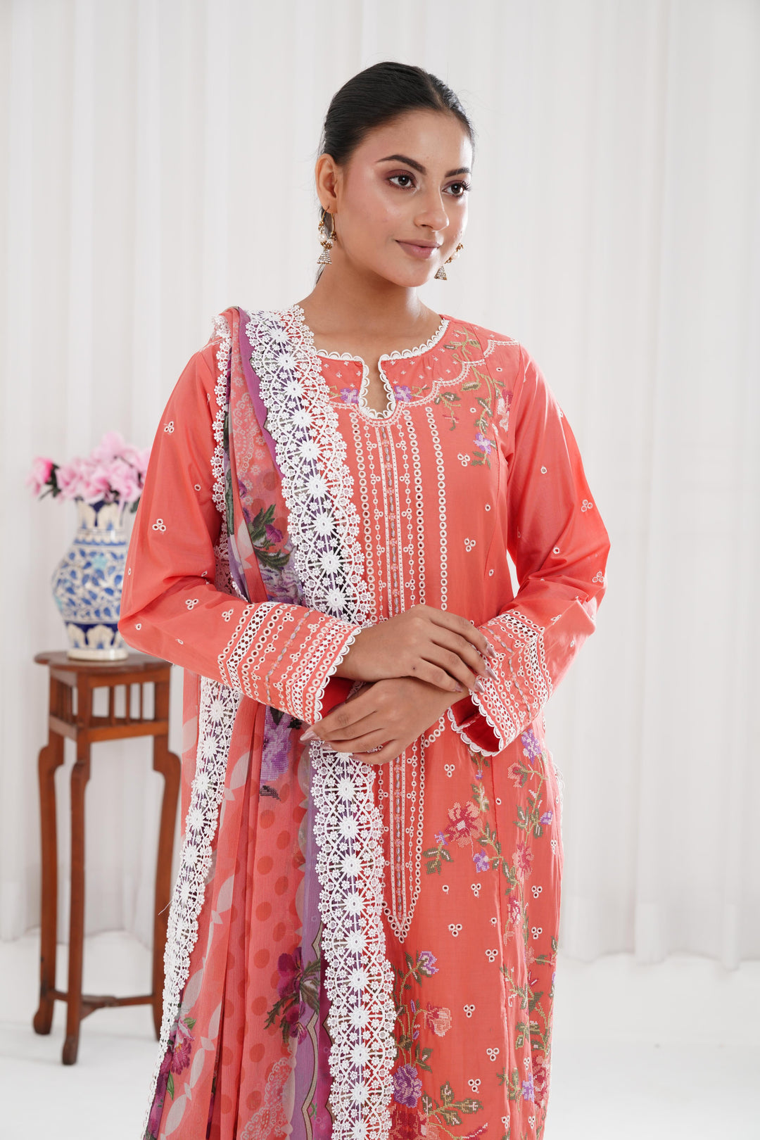 Design 4A - Sobia Nazir Vital Lawn Stitched