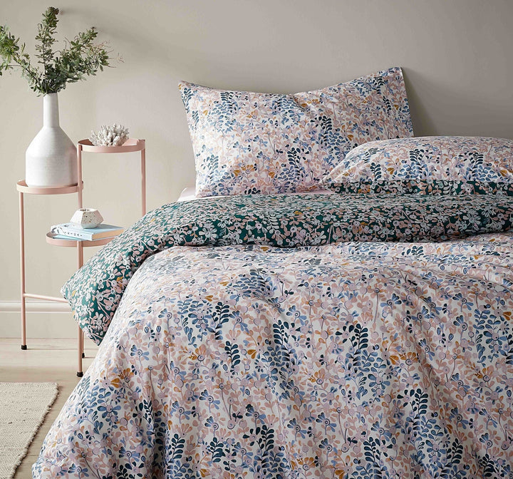 Vantona Essentials Range Ditsy Floral Duvet Cover Set - Multi