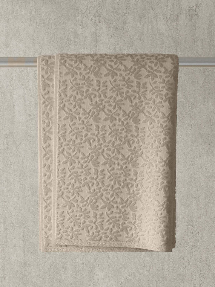 Vantona Luxury Leaf Jacquard Cotton Towel - Natural
