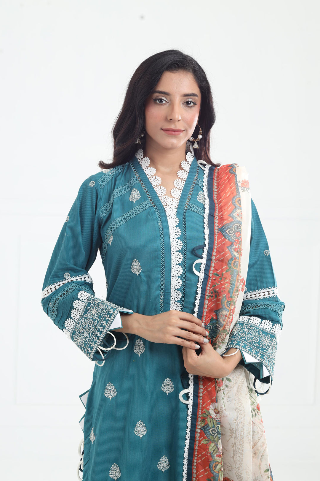Embroidered Chikankari Ferozi Stitched Suit - Zellbury