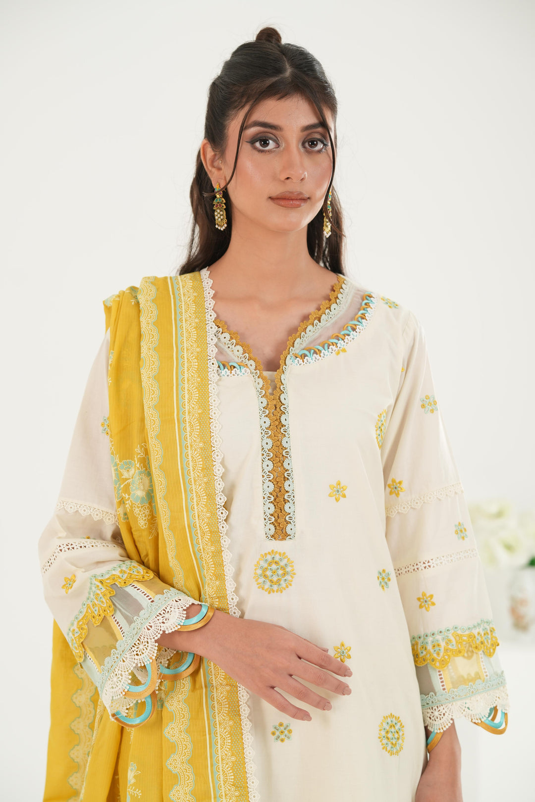 Embroidered Lawn Mustard Stitched Suit - Zellbury