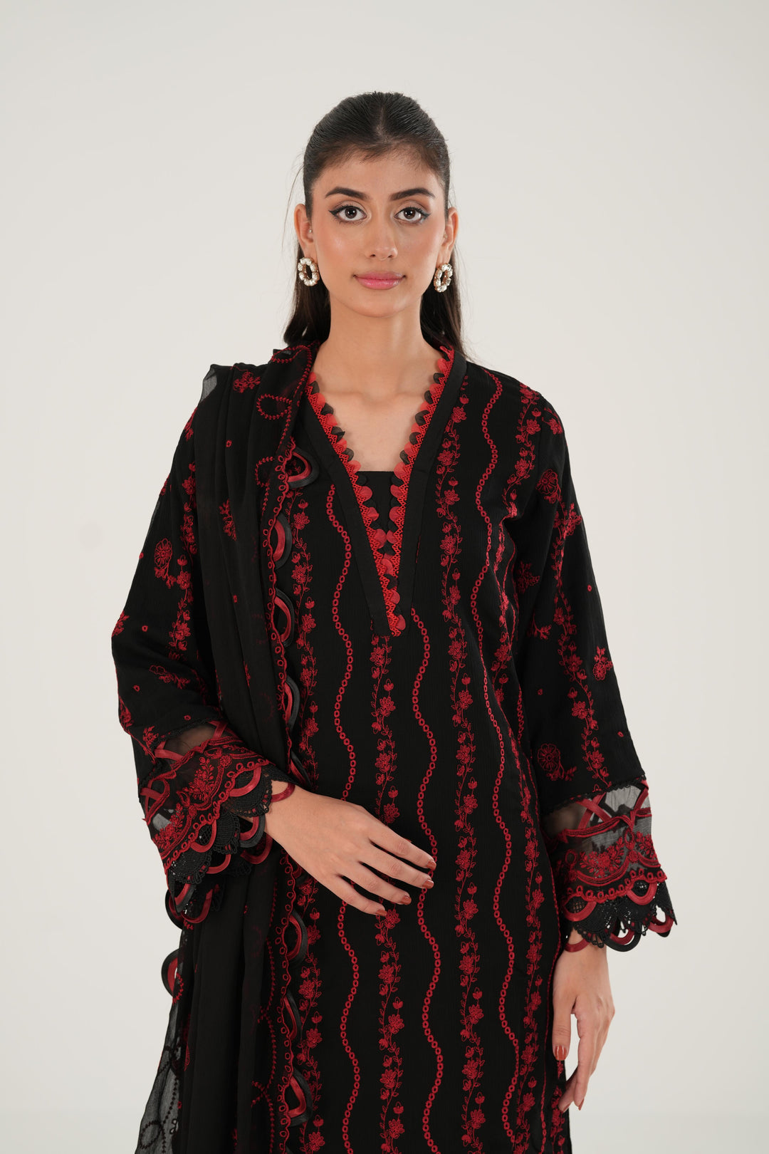 Embroidered Lawn Black Stitched Suit - Zellbury