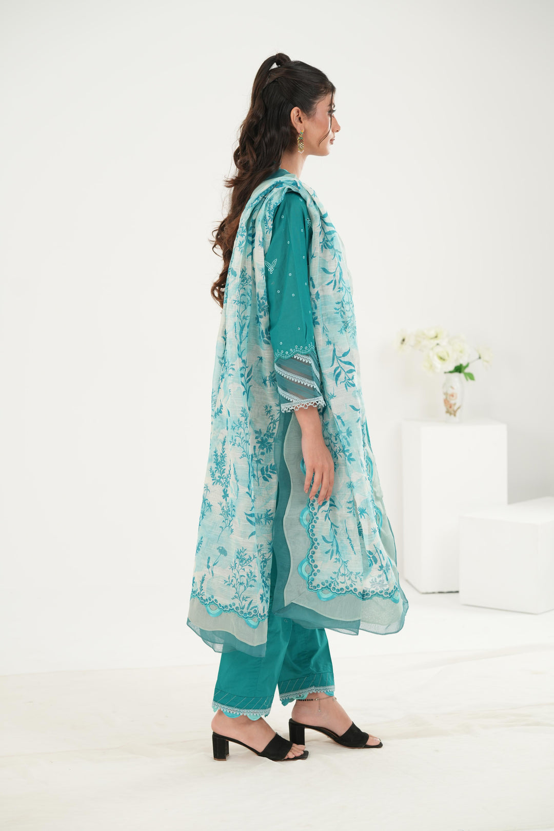 Embroidered Lawn Teal & Grey Stitched Suit - Zellbury