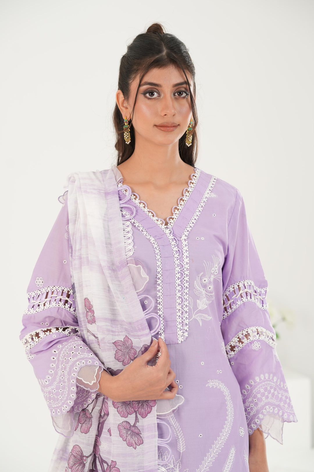 Embroidered Lawn Lilac Stitched Suit - Zellbury