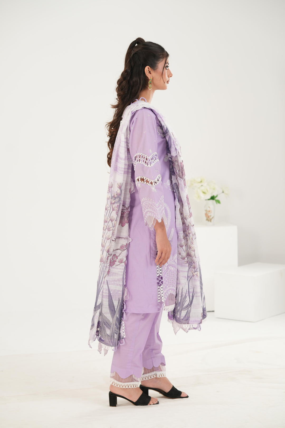 Embroidered Lawn Lilac Stitched Suit - Zellbury