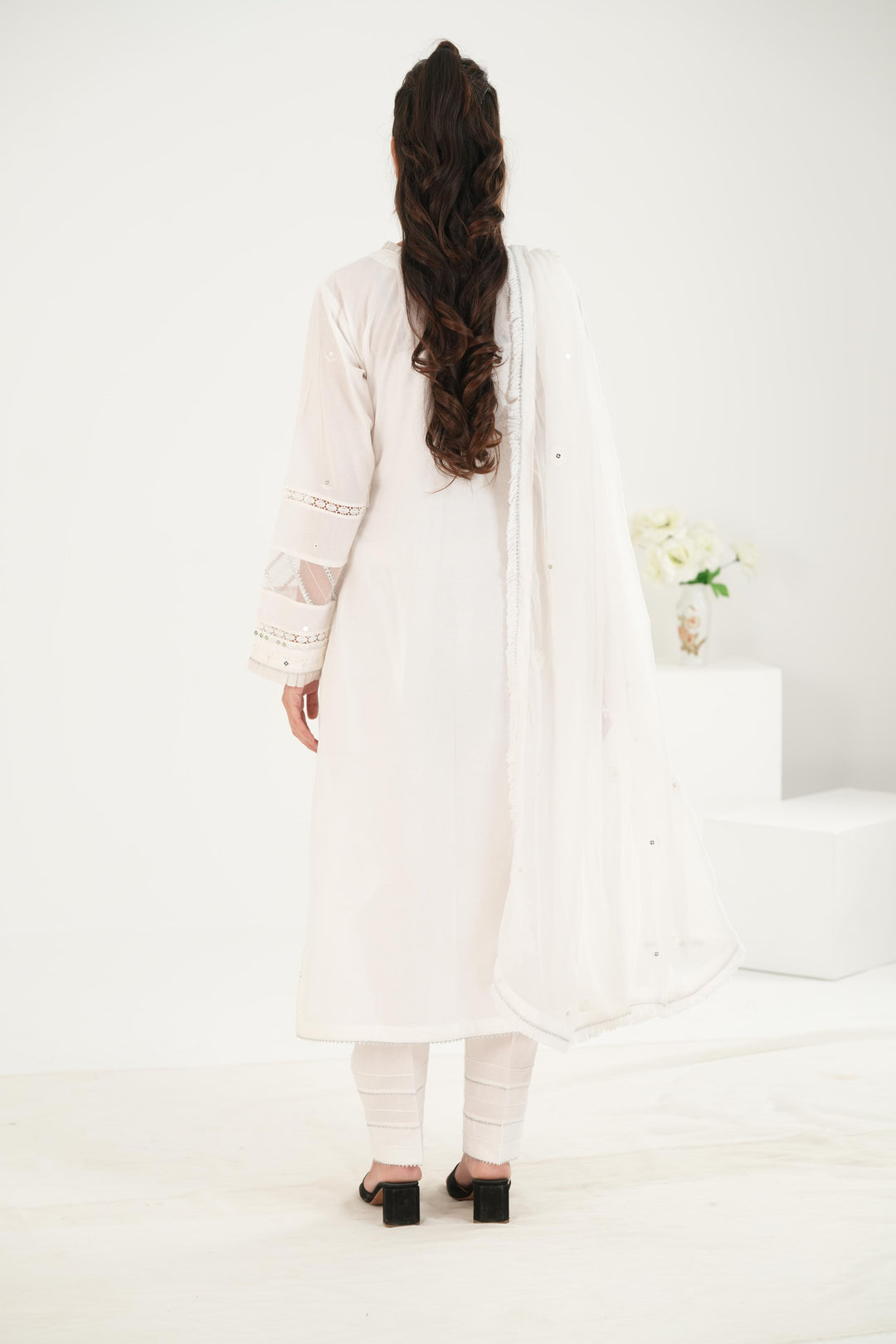 Embroidered Lawn White Stitched Suit - Zellbury