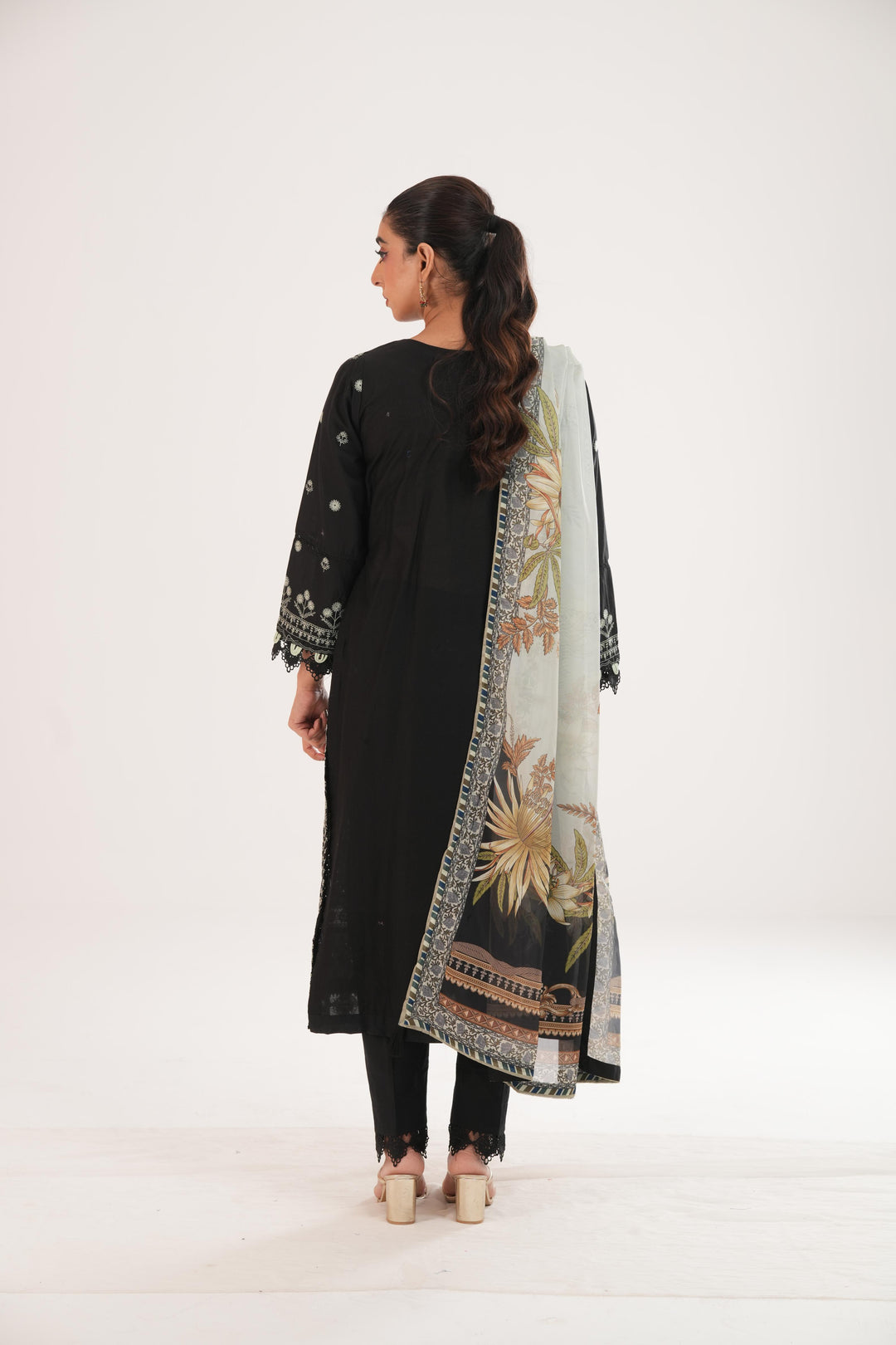 Embroidered Lawn Black Stitched Suit - Zellbury