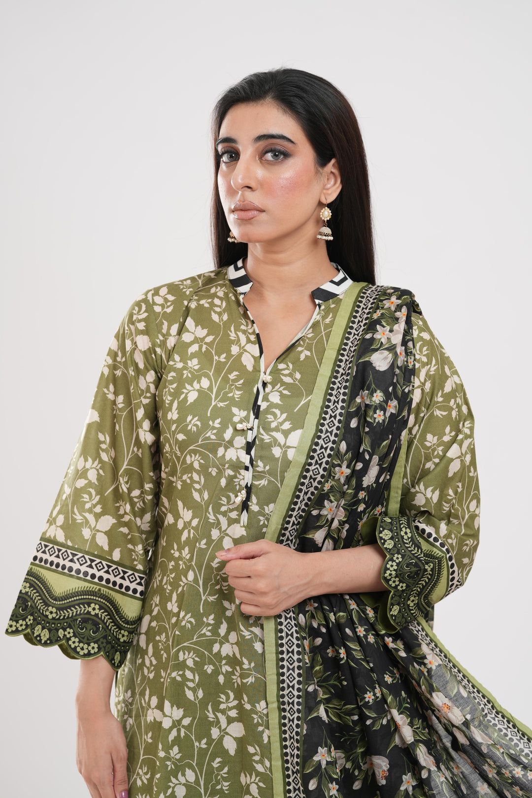 Lawn Mehndi Stitched Suit - Zellbury