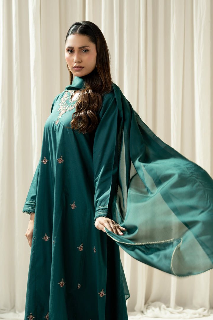 Embroidered Slub Lawn Dark Green Stitched Suit - Zeen