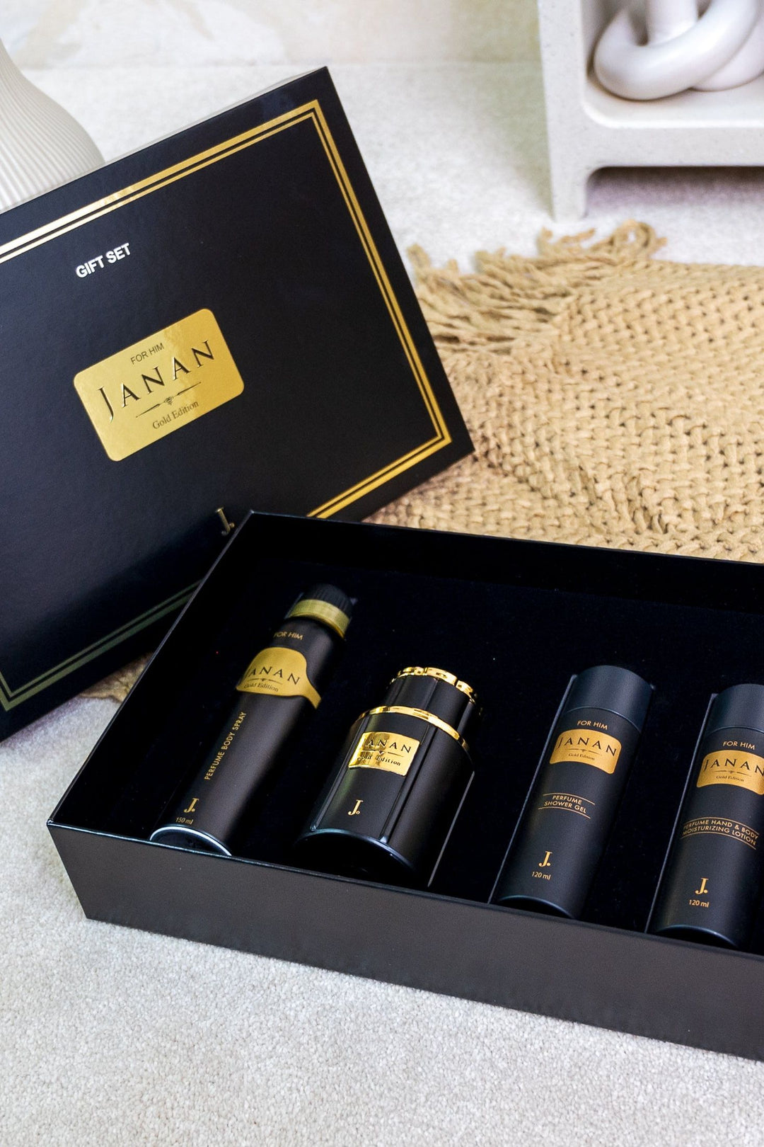 Janan Gold Gift Set