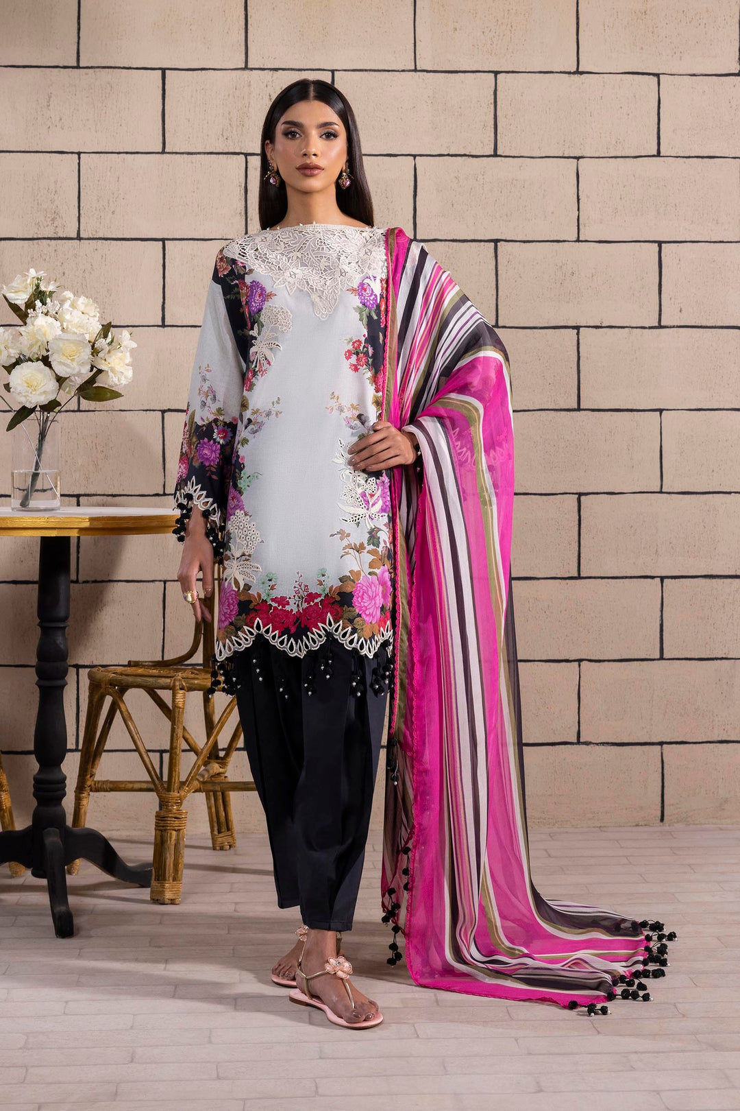 Design 22A - Sana Safinaz Muzlin Volume 1 '25 Stitched