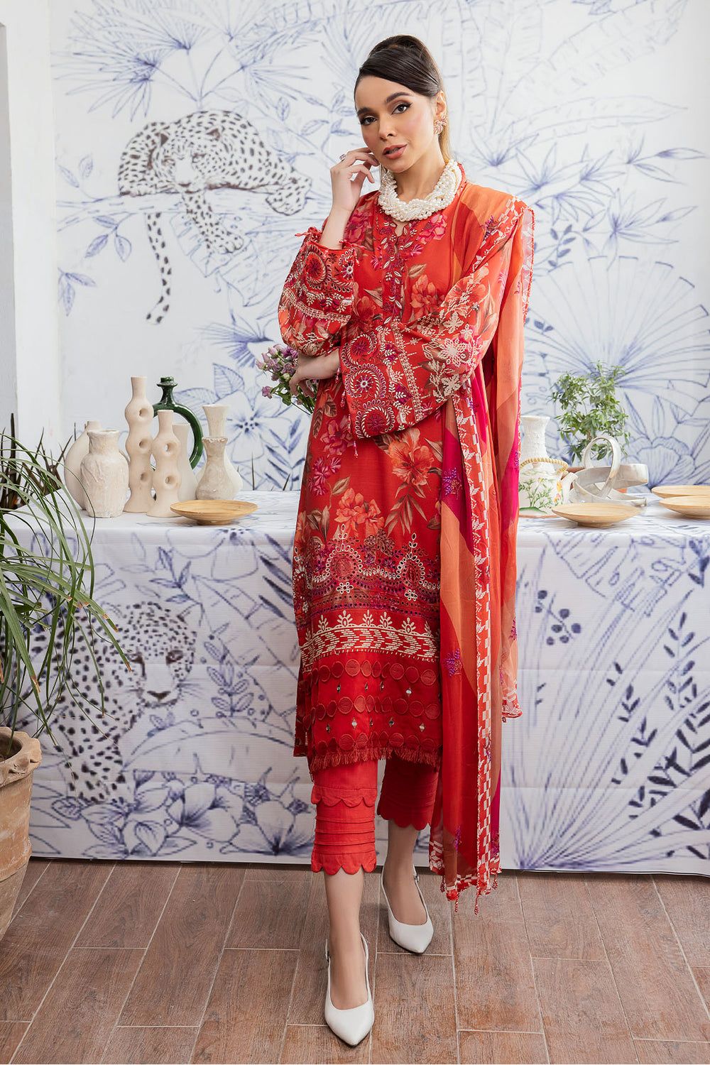 NSG-132 - Nureh Gardenia Winter Collection